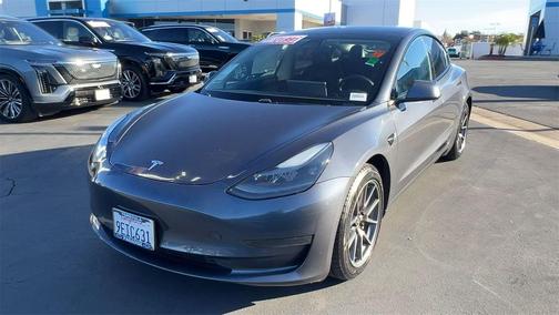 2021 Tesla Model 3 Standard Range Plus