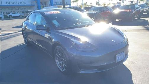 2021 Tesla Model 3 Standard Range Plus