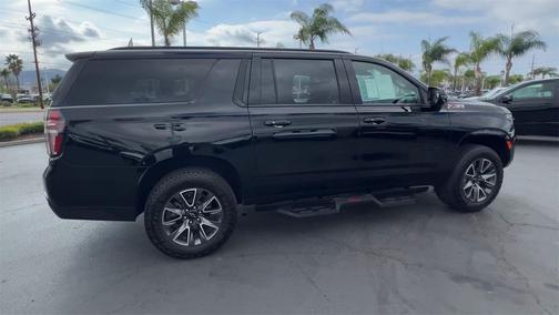 2024 Chevrolet Suburban 4WD Z71