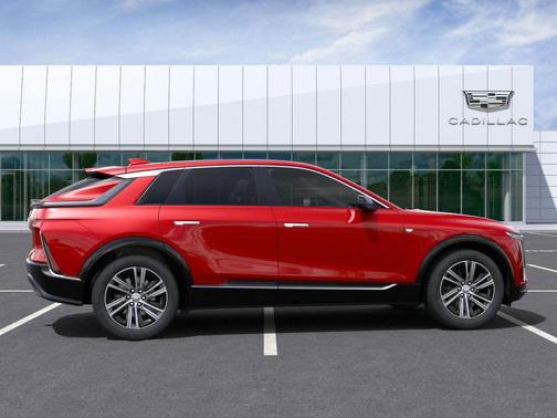 2025 Cadillac LYRIQ Luxury