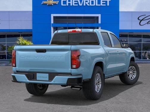 Snowdrift Metallic 2026 Chevrolet Colorado LT