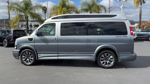 Silver Ice Metallic 2026 Chevrolet Express 2500 LT