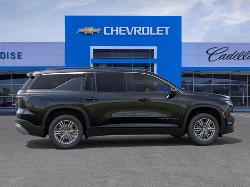 Black 2026 Chevrolet Traverse LT