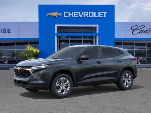 2025 Chevrolet Trax LS