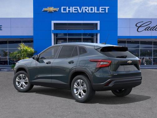 2025 Chevrolet Trax LS