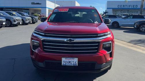 2025 Chevrolet Traverse LT