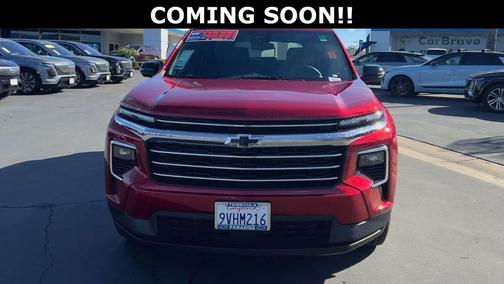 2025 Chevrolet Traverse LT