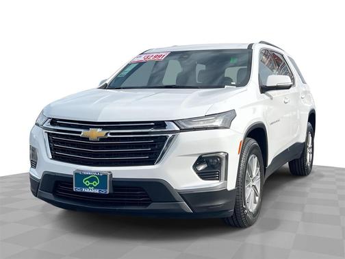 2023 Chevrolet Traverse LT Cloth