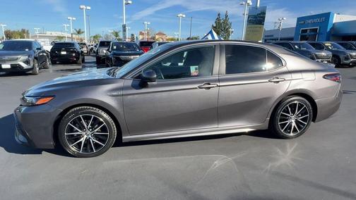 2021 Toyota Camry SE