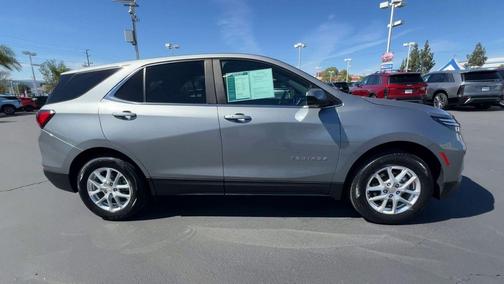 Sterling Gray Metallic 2024 Chevrolet Equinox 1LT