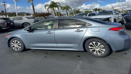 2022 Toyota Corolla Hybrid LE