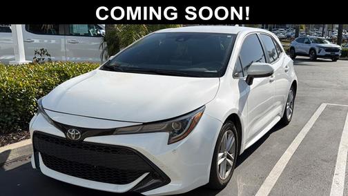 Super White 2022 Toyota Corolla SE