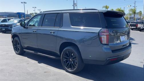 Shadow Gray Metallic 2021 Chevrolet Suburban RST