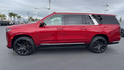 2022 Cadillac Escalade ESV Premium Luxury