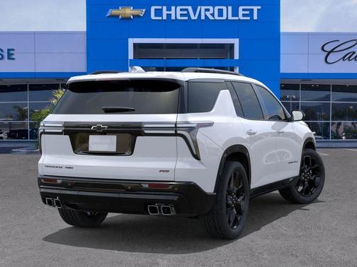Polar White Tricoat 2026 Chevrolet Traverse RS