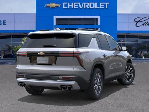 Sterling Gray Metallic 2026 Chevrolet Traverse LT