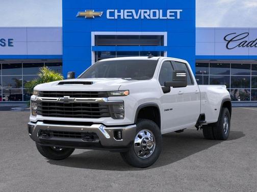 Summit White 2026 Chevrolet Silverado 3500 LT