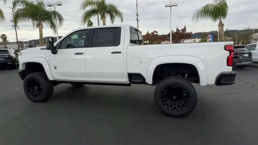 Summit White 2026 Chevrolet Silverado 2500 LTZ