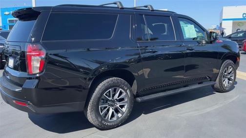 Black 2024 Chevrolet Suburban 4WD Z71
