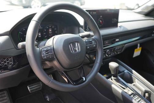 2025 Honda Accord Hybrid 