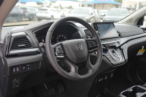 Sonic Gray Pearl 2026 Honda Odyssey