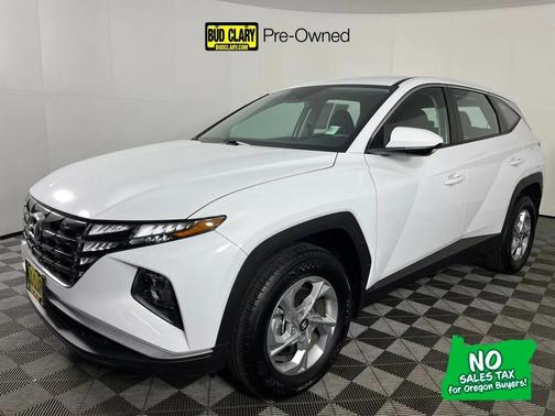 White Pearl 2024 Hyundai TUCSON SE
