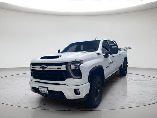 Summit White 2024 Chevrolet Silverado 2500 LTZ