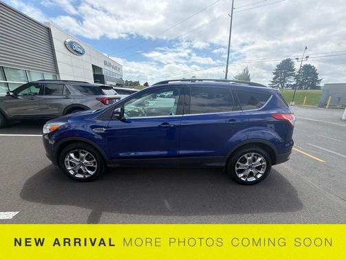 Deep Impact Blue 2013 Ford Escape SEL