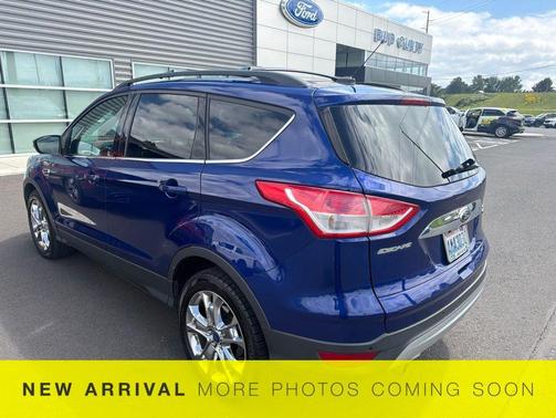 Deep Impact Blue 2013 Ford Escape SEL