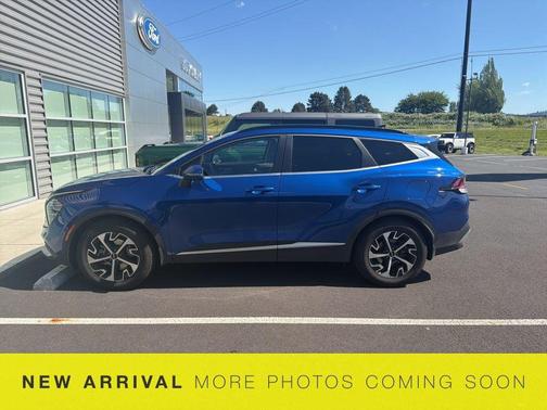 Sapphire Blue 2025 Kia Sportage EX