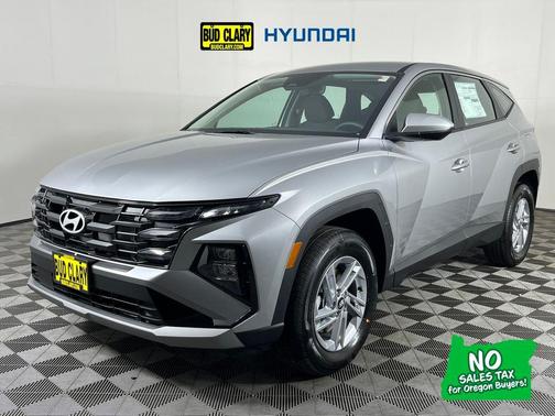 Shimmering Silver 2026 Hyundai TUCSON SE