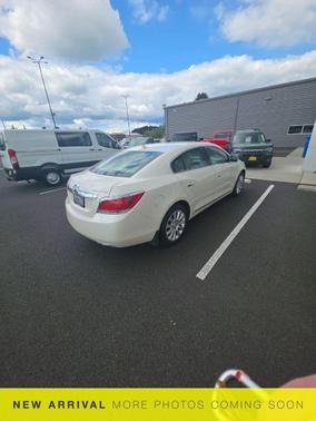 White Diamond Tricoat 2013 Buick LaCrosse Leather