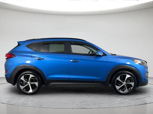 Caribbean Blue 2016 Hyundai TUCSON Limited