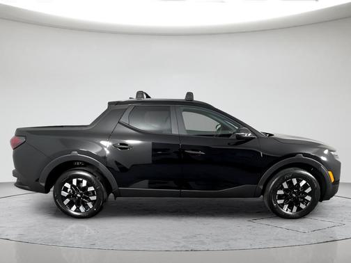 Phantom Black 2026 Hyundai SANTA CRUZ SEL