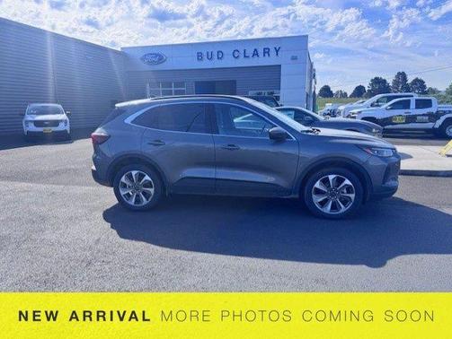 Carbonized Gray Metallic 2025 Ford Escape Platinum