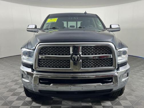 Maximum Steel Metallic Clearcoat 2018 RAM 2500 Laramie Crew Cab 4x4 6'4' Box