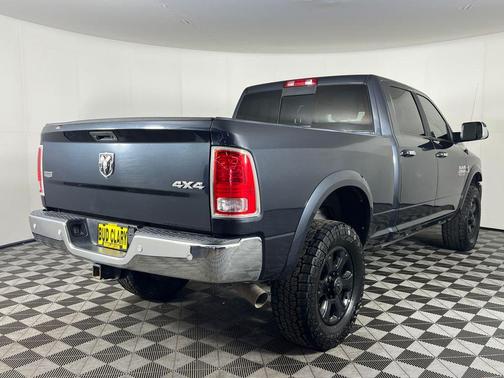 Maximum Steel Metallic Clearcoat 2018 RAM 2500 Laramie Crew Cab 4x4 6'4' Box