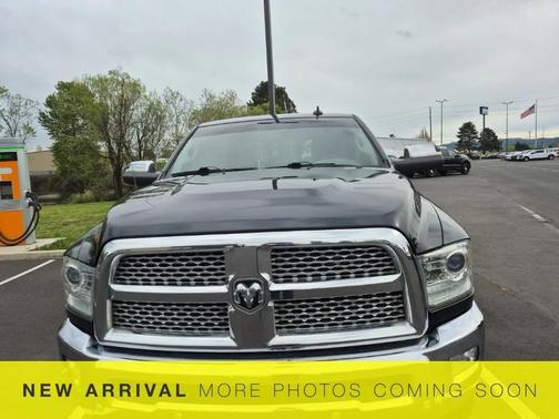 Maximum Steel Metallic Clearcoat 2018 RAM 2500 Laramie Crew Cab 4x4 6'4' Box