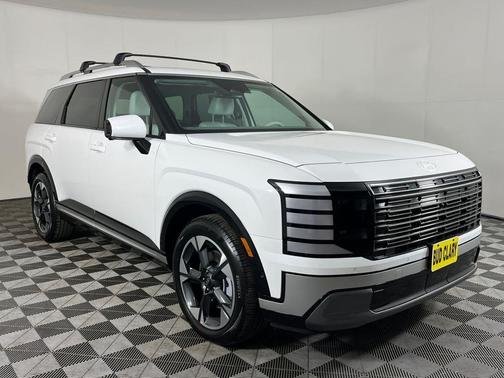 Creamy White Pearl 2026 Hyundai Palisade Hybrid Limited