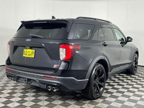 Agate Black Metallic 2020 Ford Explorer ST