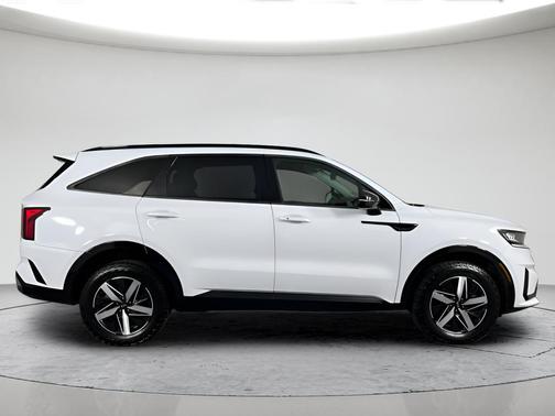 Glacial White Pearl 2021 Kia Sorento EX