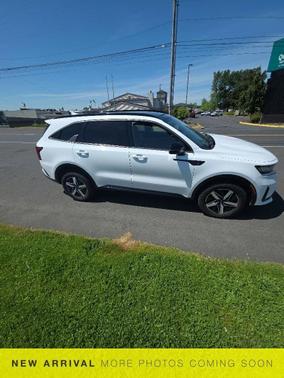 Glacial White Pearl 2021 Kia Sorento EX