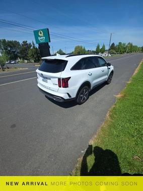 Glacial White Pearl 2021 Kia Sorento EX