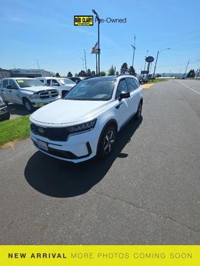 Glacial White Pearl 2021 Kia Sorento EX