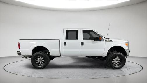 Oxford White 2016 Ford F-250 XLT