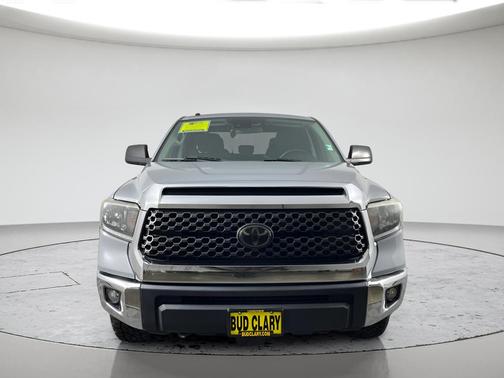 Cement 2018 Toyota Tundra SR5