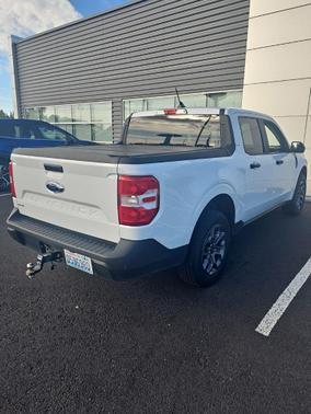 Oxford White 2022 Ford Maverick XLT