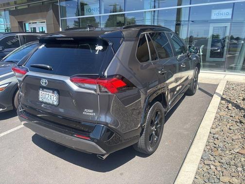 Magnetic Gray Metallic w/Black Roof 2019 Toyota RAV4 Hybrid SE