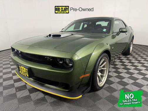 F8 Green 2023 Dodge Challenger R/T Scat Pack Widebody