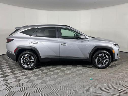 Shimmering Silver 2026 Hyundai TUCSON Hybrid SEL